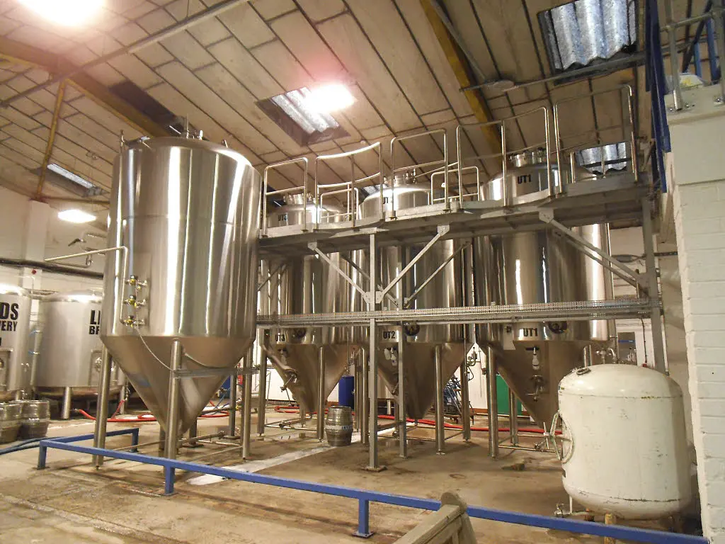 Cylindroconical fermentation tank (unitank)