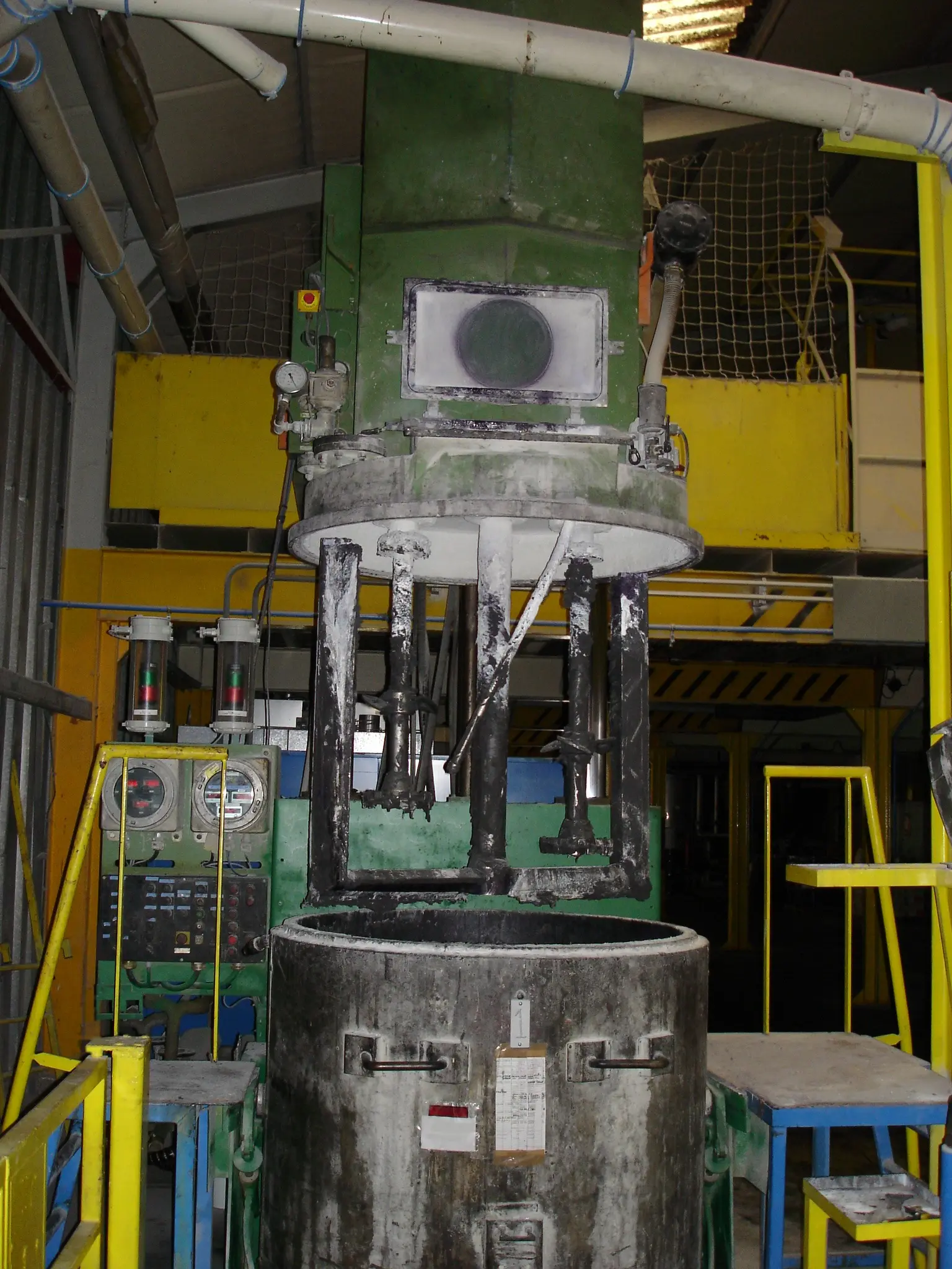 Industrial planetary mixer