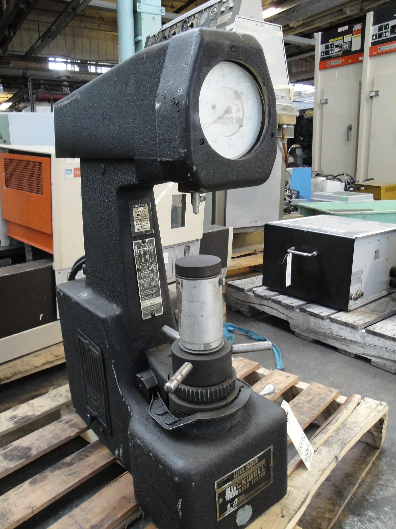 Rockwell hardness tester